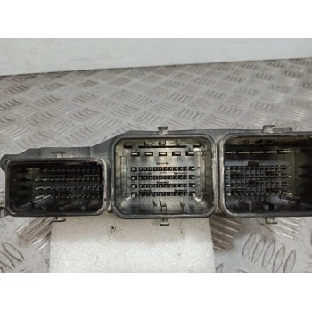 Recambio de centralita motor uce para citroën c4 lim. sport referencia OEM IAM 9677031180 0281017862 