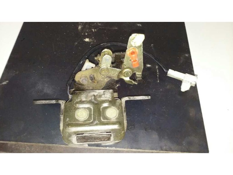 Recambio de cerradura maletero / porton para kia carens 2.0 crdi ex monovolumen referencia OEM IAM   