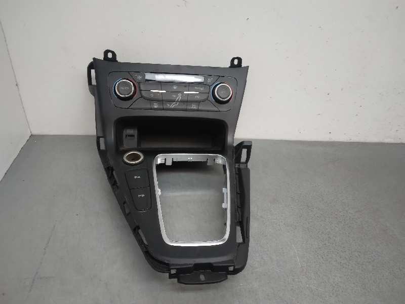 Recambio de mando climatizador para ford focus turn. trend referencia OEM IAM F1ET18C612AH  