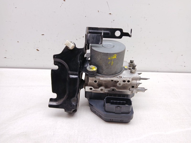 Recambio de abs para mazda 6 sedán (gj, gl) 2.2 d (gj2fp) referencia OEM IAM 1330000961  gmm1437a0