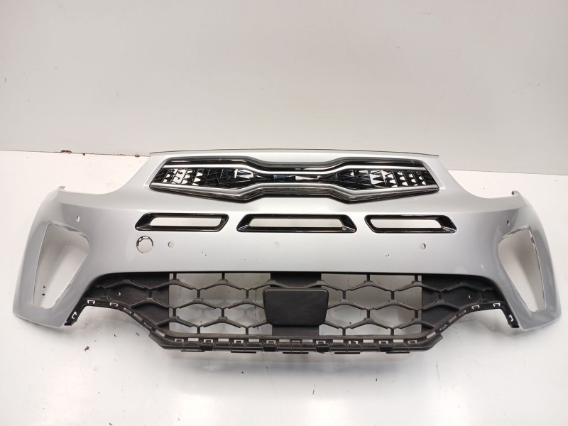 Recambio de paragolpes delantero para kia stonic (yb) 1.2 cvvt referencia OEM IAM 86511H8KA0  