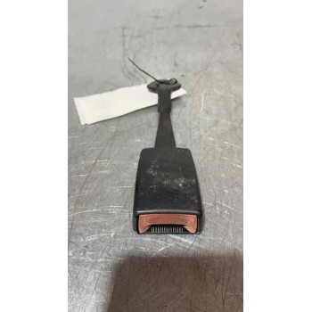 ENGANCHE CINTURON 8E0857755C DEL IZQ 