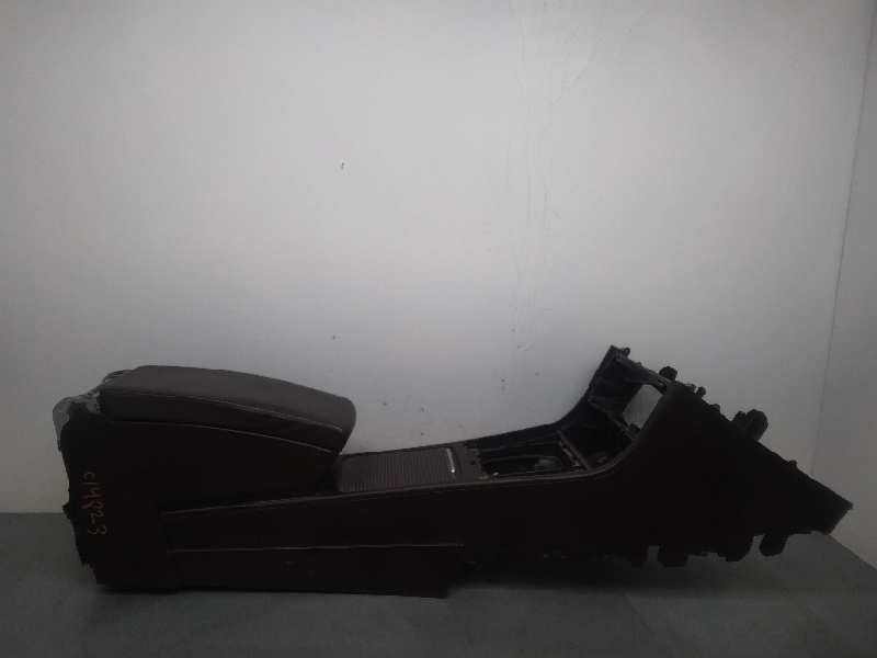 Recambio de apoyabrazos central para volkswagen passat berlina (3c2) edition plus referencia OEM IAM 3C0863319AS  