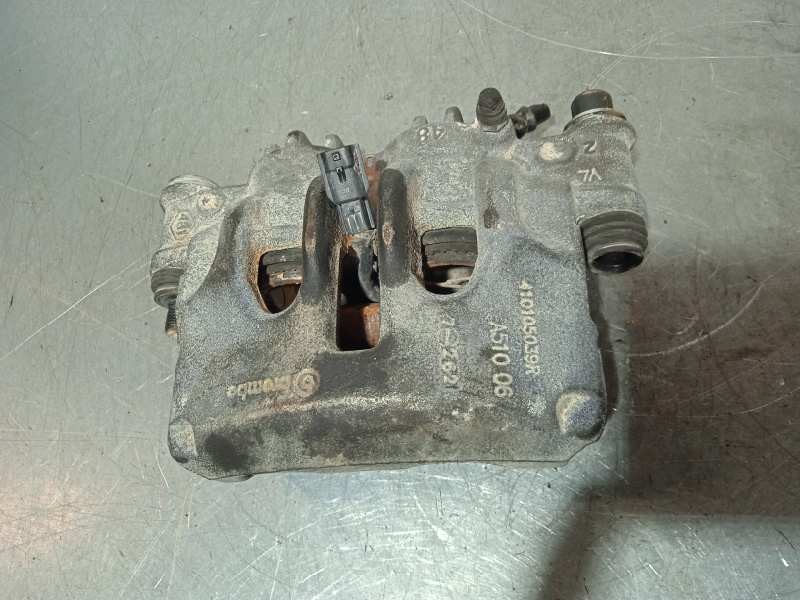 Recambio de pinza freno delantera izquierda para nissan nv 400 2.3 dci diesel cat referencia OEM IAM BREMBO 410105039R 