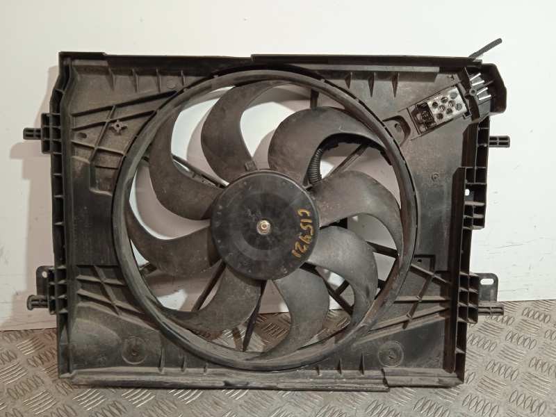 Recambio de electroventilador para dacia sandero stepway referencia OEM IAM 214818009R 5YY0584 