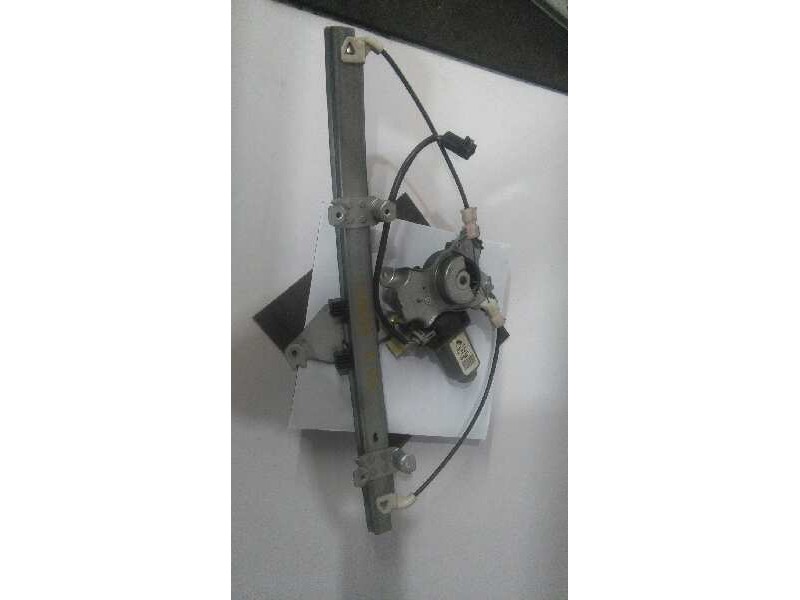 Recambio de elevalunas delantero derecho para nissan primera berlina (p11) básico referencia OEM IAM  ELECTRICO 5P 2 PINS