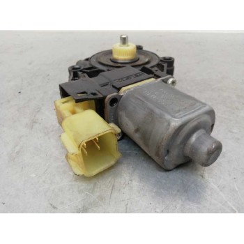 Recambio de motor elevalunas delantero izquierdo para ford fiesta (cb1) titanium referencia OEM IAM 8A6114A389B 0130822404 6 PIN