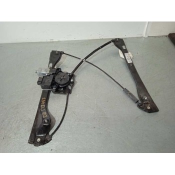 ELEVALUNAS DELANTERO DERECHO 2Q2959882 