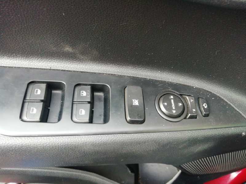 Recambio de mando elevalunas delantero izquierdo para kia stonic (ybcuv) drive referencia OEM IAM  ESPEJOS ABATIBLES 