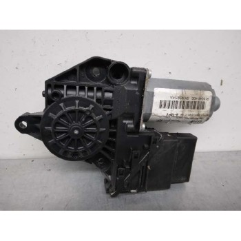 Recambio de motor elevalunas trasero derecho para volkswagen touran (1t3) highline referencia OEM IAM 5K0959704A 0130821566 18 P