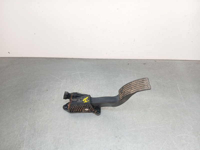 Recambio de potenciometro pedal para omoda 5 referencia OEM IAM 204000516aa  