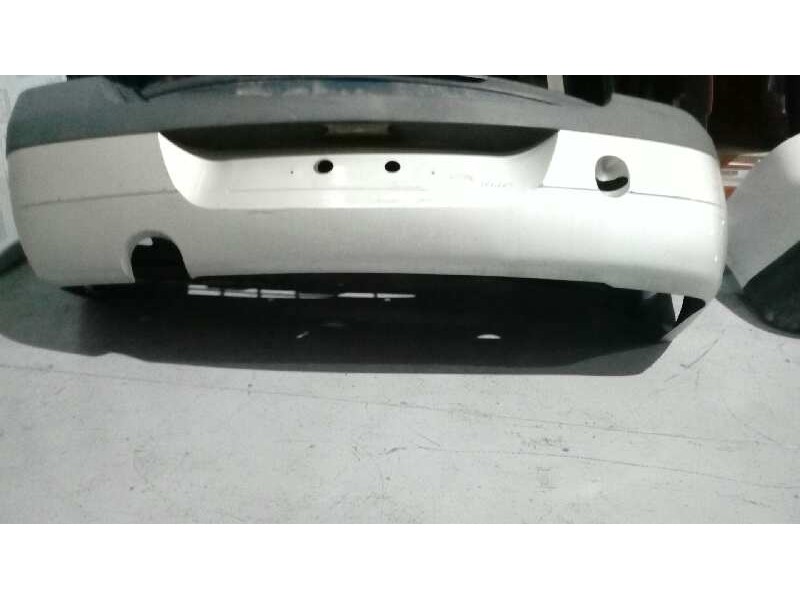 Recambio de paragolpes trasero para dacia logan 1.5 dci diesel cat referencia OEM IAM   