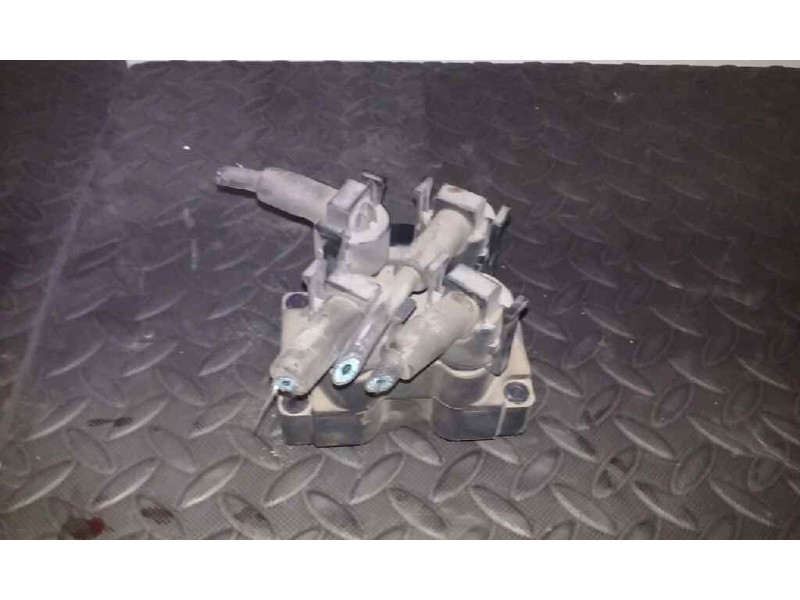 Recambio de bobina encendido para ford fiesta berlina ghia referencia OEM IAM 028F12020CA  