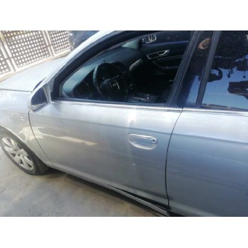 PUERTA DELANTERA IZQUIERDA 4F0831051F TIENE UN ROCE 4F0831051F