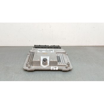 Recambio de centralita motor uce para chevrolet cruze (j300) 2.0 cdi referencia OEM IAM 96983951 0281015445 