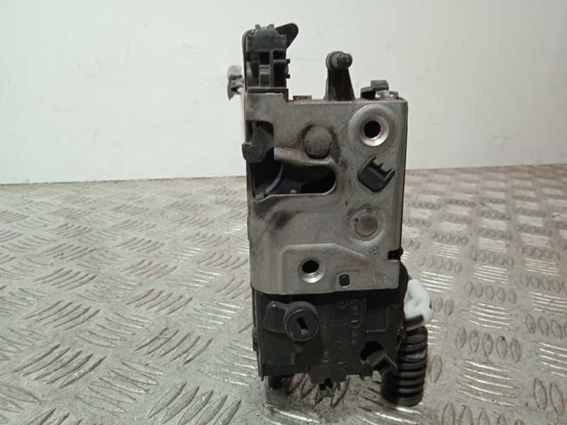 Recambio de cerradura puerta trasera derecha para peugeot 208 allure referencia OEM IAM 9688080980  6 PINS