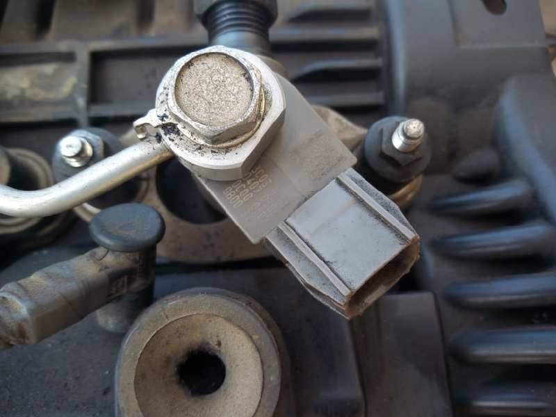 Recambio de inyector para mazda cx-5 2.2 turbodiesel cat referencia OEM IAM   