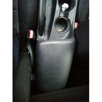 Recambio de apoyabrazos central para kia pro_cee´d ( ) drive referencia OEM IAM 84651A2000  