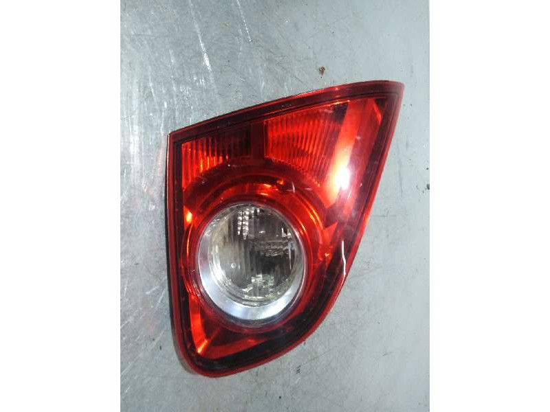 Recambio de piloto trasero izquierdo interior para nissan qashqai (j10) acenta referencia OEM IAM 89071063 26555JD800 INT 1ª