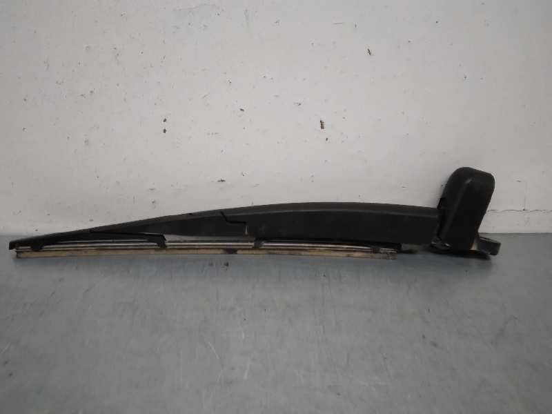 Recambio de brazo limpia trasero para hyundai i30 (pd) 1.4 tgdi cat referencia OEM IAM 98811G3000  