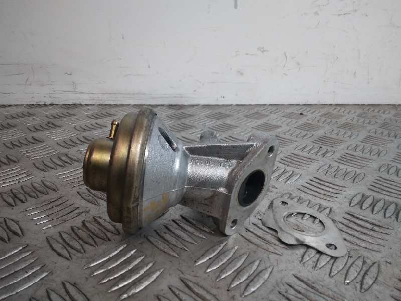Recambio de valvula egr para citroën c3 1.4 hdi referencia OEM IAM 9646335680  