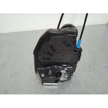 Recambio de cerradura puerta trasera derecha para toyota auris business referencia OEM IAM 6905005050  4 PINS