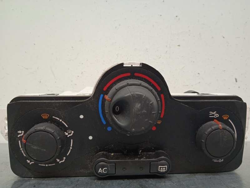 Recambio de mando calefaccion / aire acondicionado para renault clio iii authentique referencia OEM IAM 030967W 69590001 