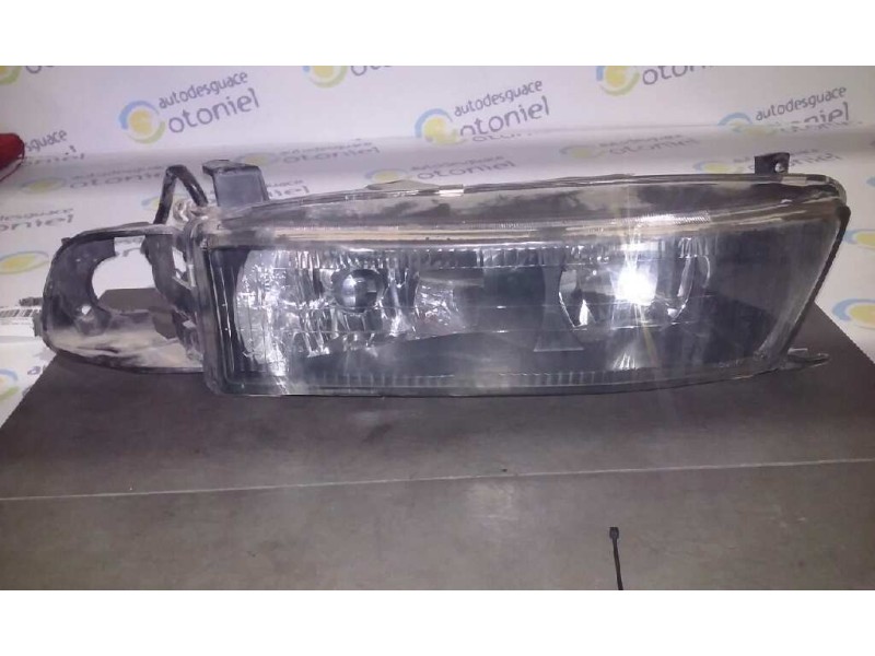 Recambio de faro derecho para mitsubishi galant berlina (ea0) 2000 td gls (a) referencia OEM IAM   BIFARO