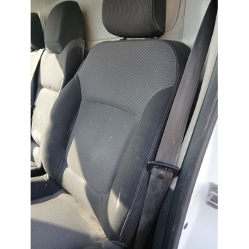 ASIENTO DELANTERO IZQUIERDO 