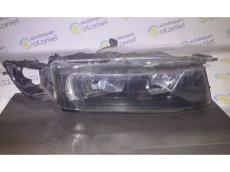 Recambio de faro izquierdo para mitsubishi galant berlina (ea0) 2000 td gls (a) referencia OEM IAM  SOPORTE ROTO BIFARO