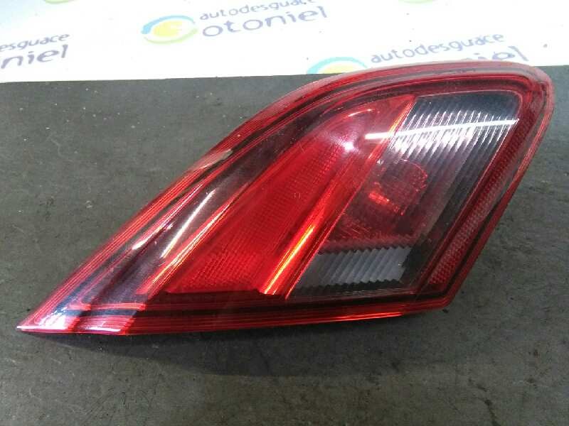 Recambio de piloto trasero izquierdo interior para opel corsa e expression referencia OEM IAM 39012623  
