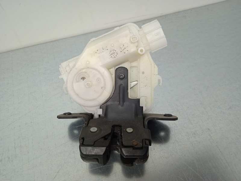 Recambio de cerradura maletero / porton para toyota auris business referencia OEM IAM 6935002090  3 PINS