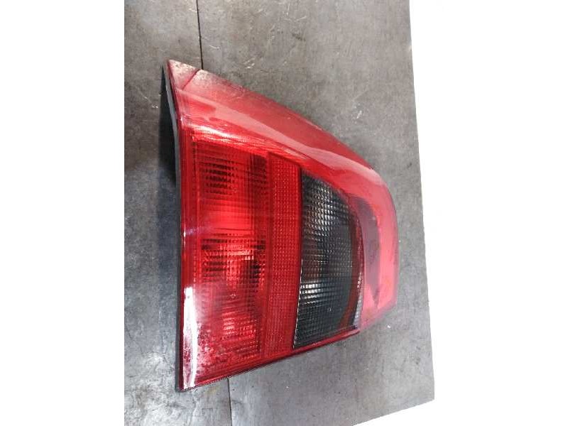 Recambio de piloto trasero izquierdo para opel vectra b berlina básico referencia OEM IAM  4P 