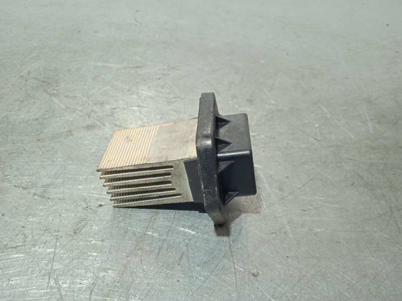 Recambio de resistencia calefaccion para kia carnival 2.9 crdi cat referencia OEM IAM SR  