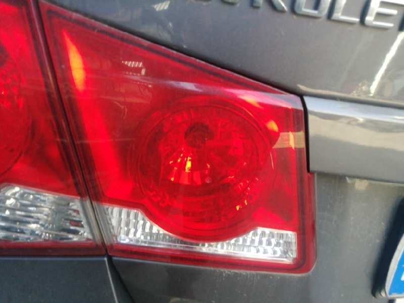 Recambio de piloto trasero izquierdo interior para chevrolet cruze 2.0 diesel cat referencia OEM IAM   