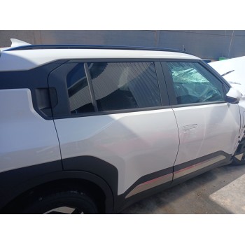 Recambio de puerta trasera derecha para kia ev3 referencia OEM IAM 77004EV000  