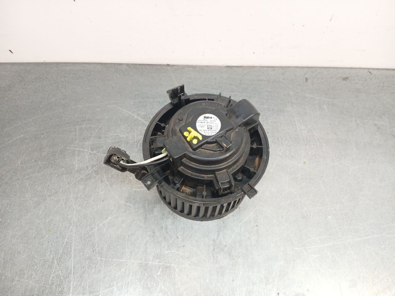 Recambio de motor calefaccion para omoda 5 referencia OEM IAM 301001542aa  