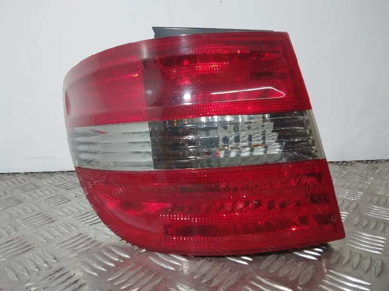 Recambio de piloto trasero izquierdo para mercedes-benz clase b (w245) 2.0 cdi cat referencia OEM IAM A1698202664  