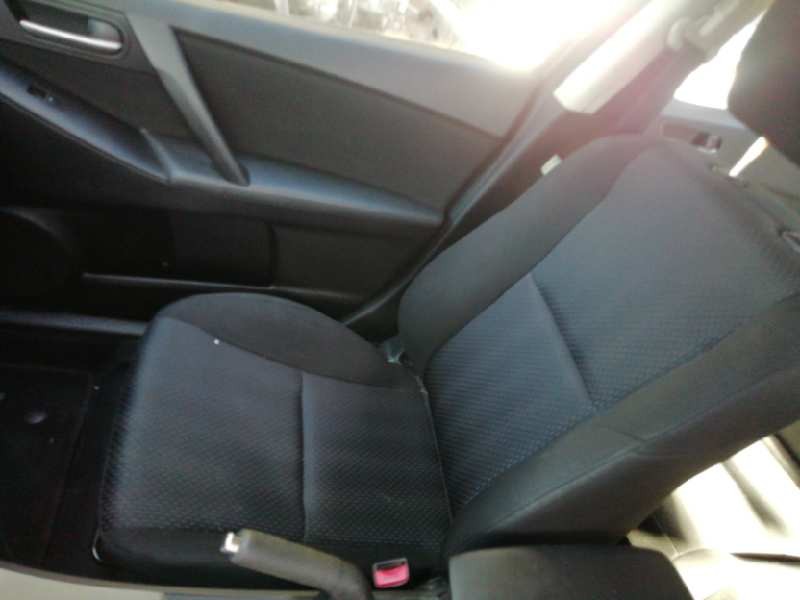 Recambio de asiento delantero derecho para mazda 3 lim. (bl) 1.6 cd diesel cat referencia OEM IAM   