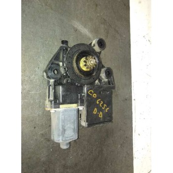 MOTOR ELEVALUNAS DELANTERO DERECHO 0130822478 