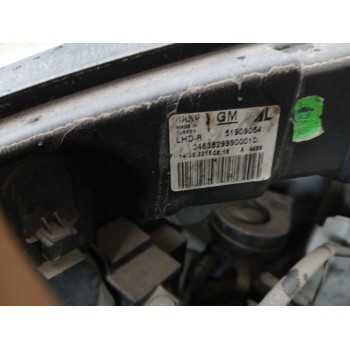 Recambio de faro derecho para opel combo furgoneta/monovolumen (x12) 1.3 cdti (b05) referencia OEM IAM 51909054  