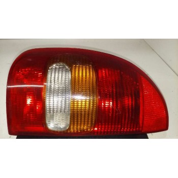 PILOTO TRASERO IZQUIERDO 5P 