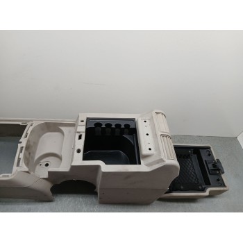 Recambio de apoyabrazos central para jeep commander 3.0 crd cat referencia OEM IAM vt5901rev  