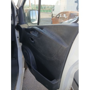 GUARNECIDO PUERTA DELANTERA DERECHA 