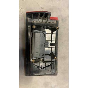 Recambio de piloto trasero izquierdo interior para seat toledo (1l) 1.9 turbodiesel cat (aaz) referencia OEM IAM 96159800 INTERI