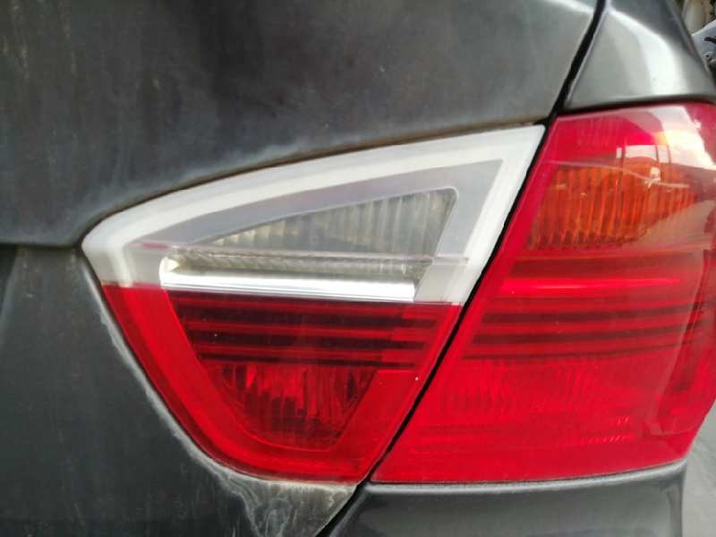 Recambio de piloto trasero derecho interior para bmw serie 3 berlina (e90) 320d referencia OEM IAM  1ºSERIE 