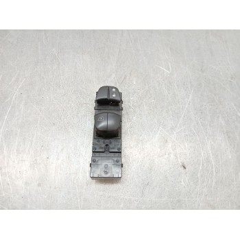 Recambio de mando elevalunas delantero izquierdo para nissan micra v (k14) 1.5 dci referencia OEM IAM 18208SD  
