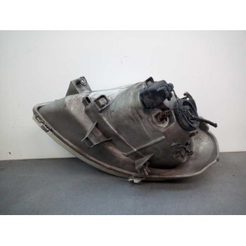 Recambio de faro derecho para renault trafic caja cerrada (ab 4.01) 1.9 diesel referencia OEM IAM 7700311372 91165720 