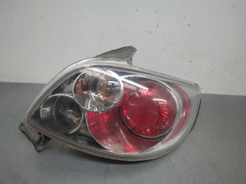 Recambio de piloto trasero derecho para peugeot 206 berlina xr referencia OEM IAM  TUNNING 