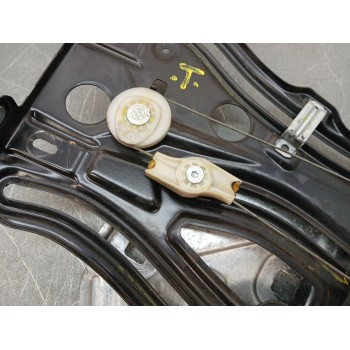 Recambio de elevalunas trasero izquierdo para peugeot 207 cc sport referencia OEM IAM 9680072480  